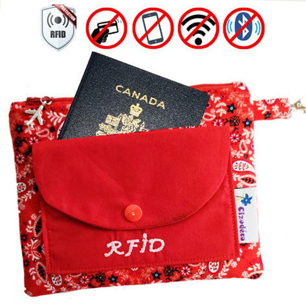 Image sur Pochette Passeport RFID - Floral rouge