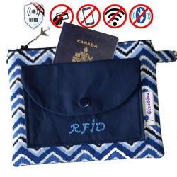 Image de Pochette Passeport RFID - Chevrons bleus/Marine